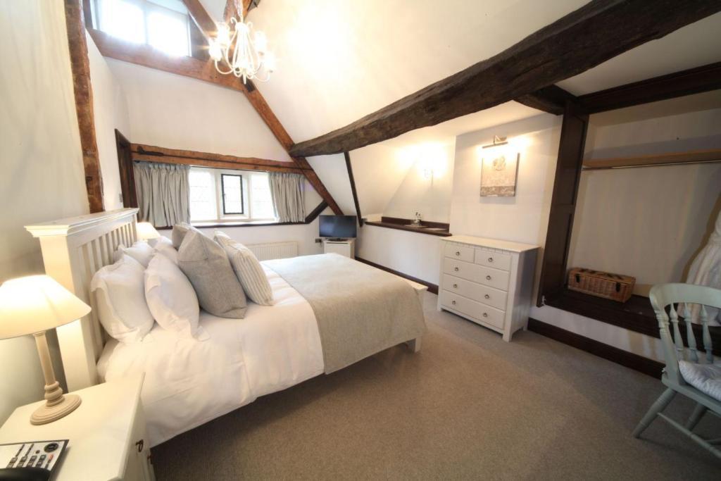 Weston Hall スタッフォード エクステリア 写真