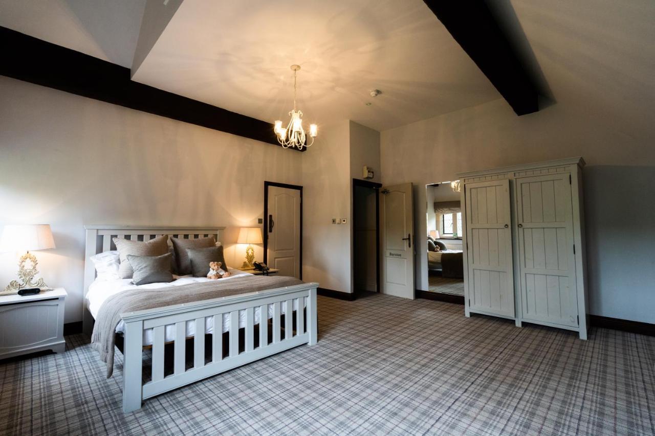Weston Hall スタッフォード エクステリア 写真